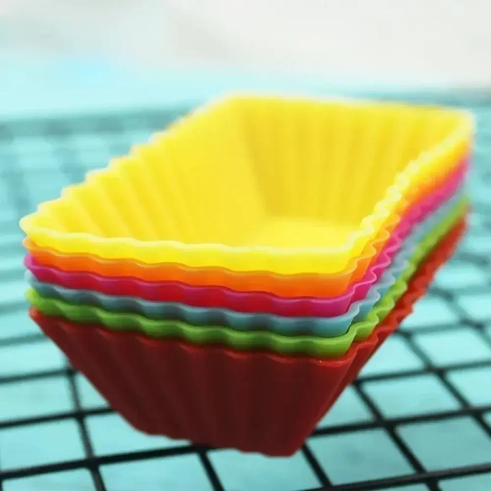 10 PCS Random Color Chocolate Cake Mold Rectangular Silicone Soap Mold Creative Design Diy Household Kitchen Baking Supplies