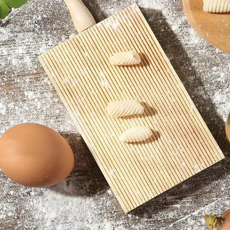 Novel And Creative Wooden Italian Pasta Board Practical Small Tool For Making Dumpling Pasta Kitchen Utensil Home Supplies
