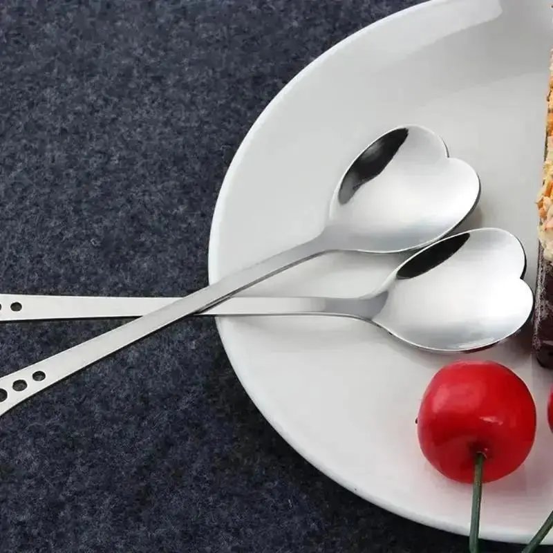 New 2Pcs Heart Shape Stainless Steel Coffee Spoon Dessert Sugar Stirring Ice Cream Yogurt Honey Spoon Kitchen Home Supplies