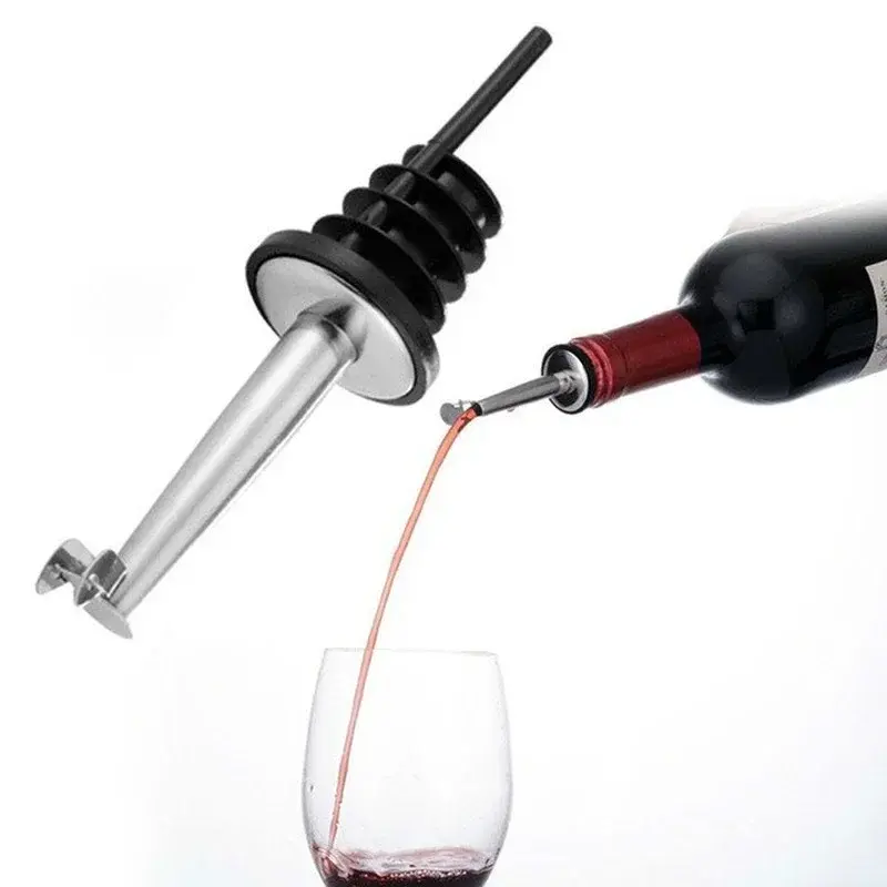 2pcs/lot Bottle Spout Oil Pourer/Spout with Bottle Stopper Cork Stopper Wine Bottle Red Dry Pot Stopper Olive Dispenser