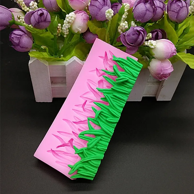 3D Small Grass Silicone Fondant Mould Cake Decorating Sugar Baking Icing Mold Creative Pink Grass Mould Home Kitchen Baking Tool