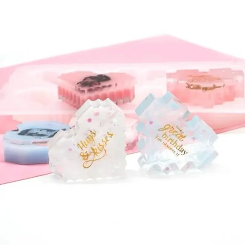 Creative DIY Handmade Jewelry Tools Pendant Silicone Molds For Resin Crystal Epoxy Resin Mold Pixel Love Heart Shape High Mirror