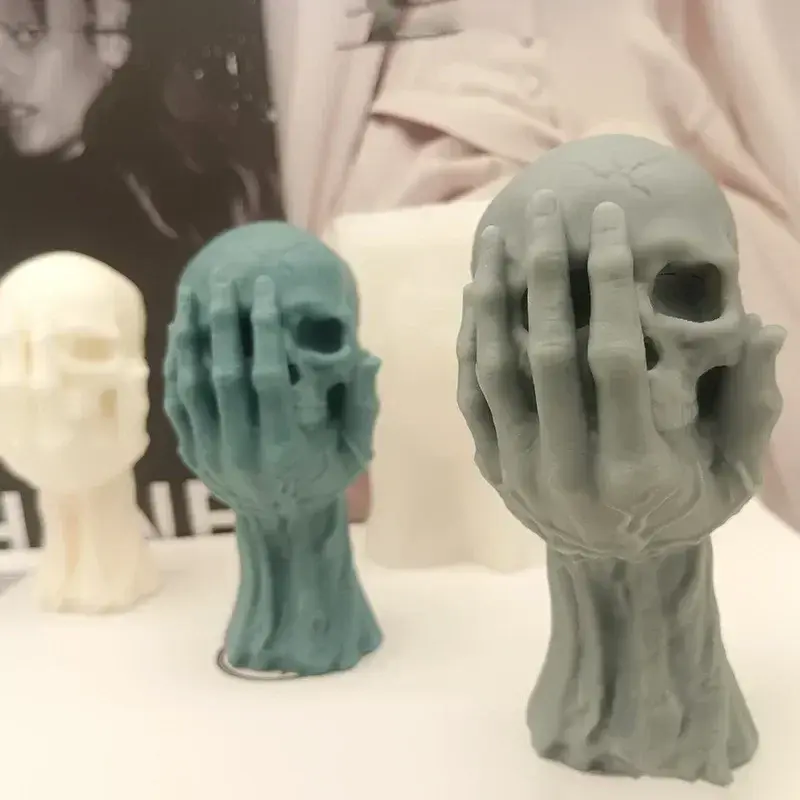 Handmade Creative Hand Held Skull Silicone Mold Halloween DIY Chocolate Candy Molds Baking Cake Decor Tool Candle Mould Supplies