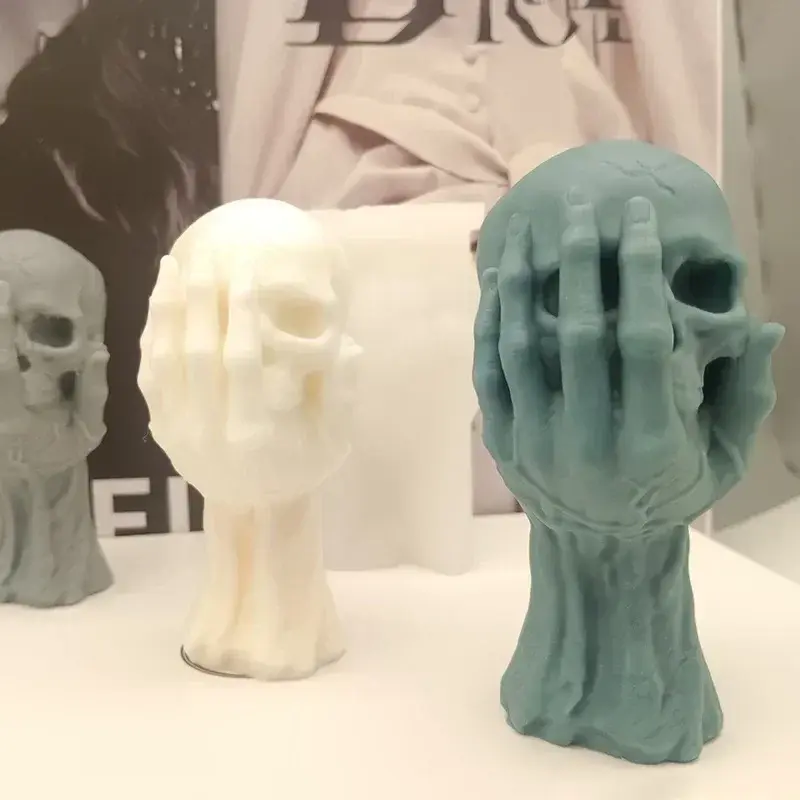 Handmade Creative Hand Held Skull Silicone Mold Halloween DIY Chocolate Candy Molds Baking Cake Decor Tool Candle Mould Supplies