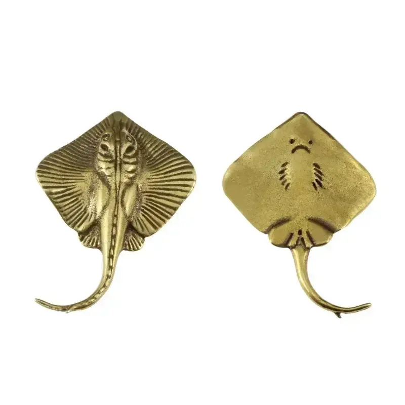 Creative Crafts Home Decoration Brass Devil Fish Small Accessories Ocean Manta Ray Animal Tea Pet Desk Decor Copper Figurines