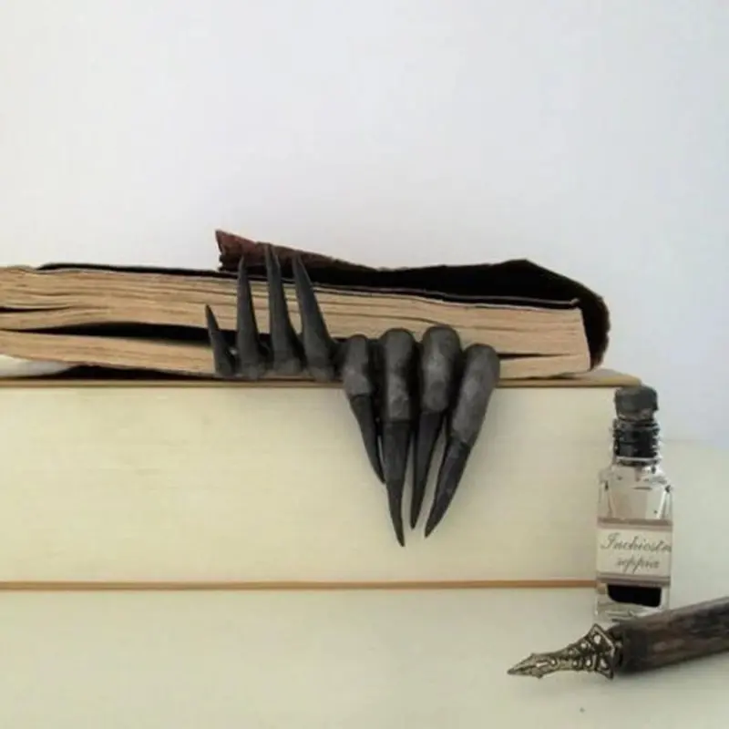 New Adult Thriller Demon Hand Halloween Horror Demon Hand Bookmark Devil Paw Resin Crafts Desktop Decoration Bookmark Ornament
