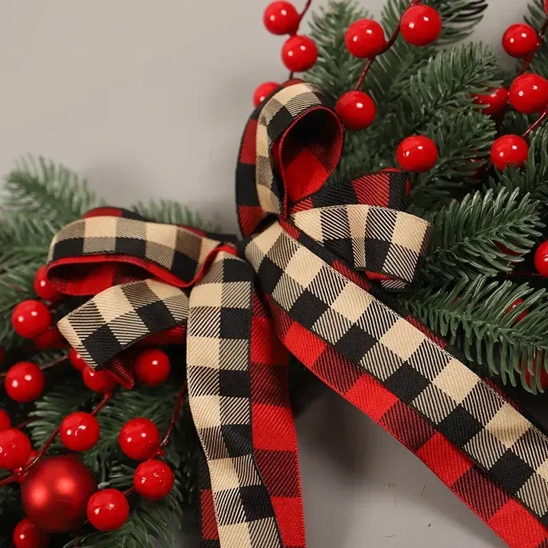 Pretty Christmas Red Fruit Lattice Knot Decoration Fascia Santa Claus Bedroom Hangings Christmas Party Home Decor Accessories