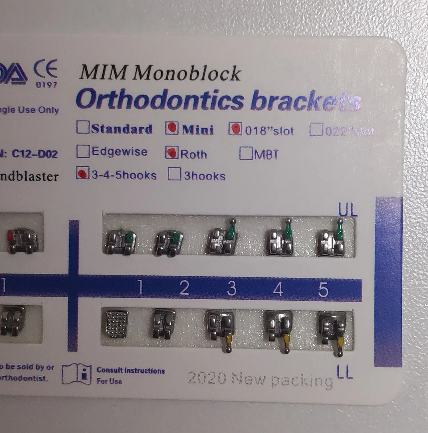 Dental Bracket Teeth Braces Mini Roth 018 Slot 345 Hooks Orthodontic Metal Braces MIM Monoblock Mesh Base