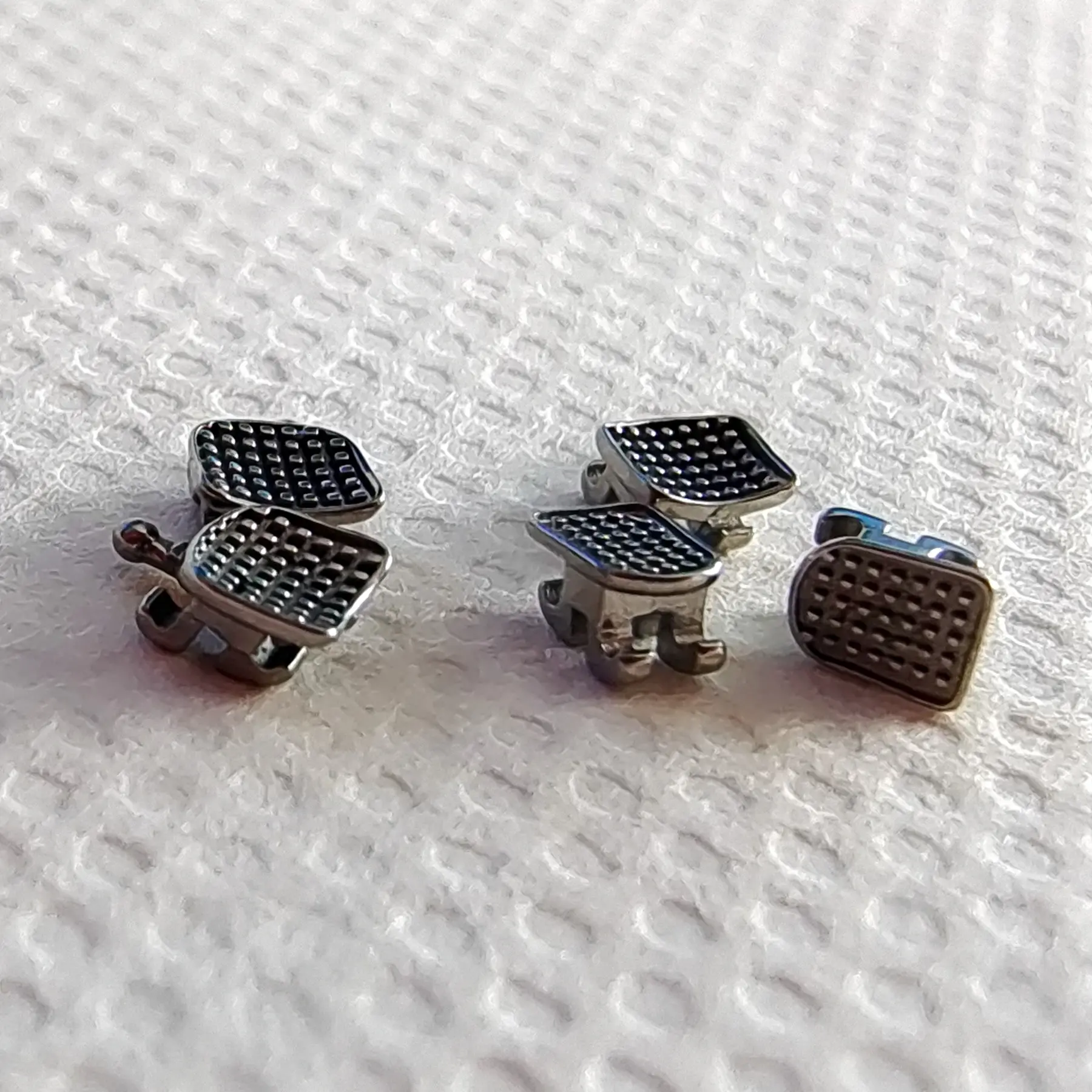 50Packs brackets falsos brackets ortodoncia braces odontologia braces for teeth Mini Bracket MBT 022 Slot 345 Hooks