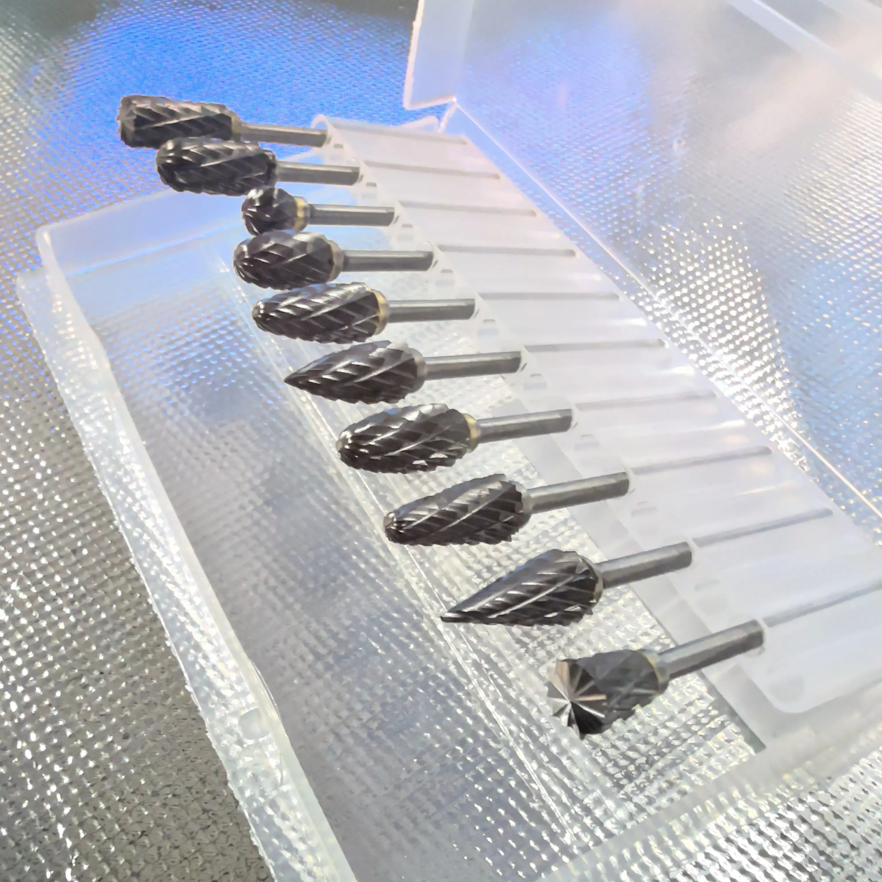 1Box DENTAL Carbide Drills Kit Popular Dentistry Tool HP 2.35mm Autoclavable for Universal Grinding/Removing/Polishing Tungsten