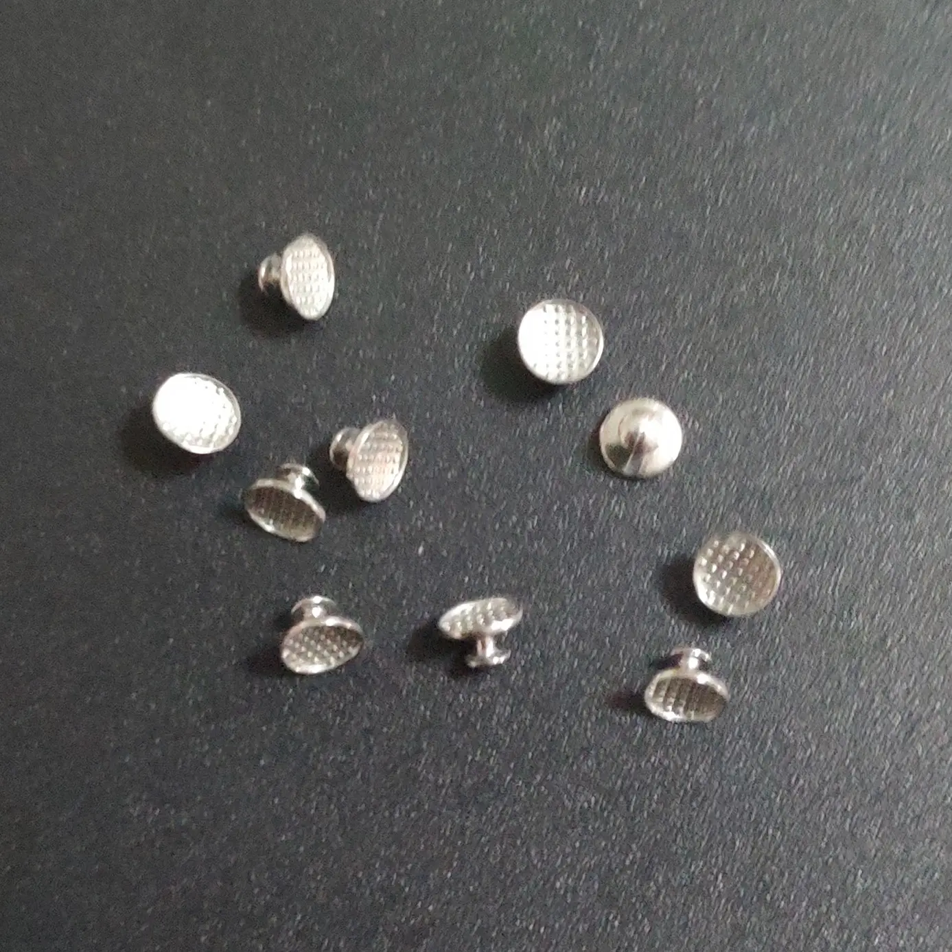 10Pieces Dental Orthodontics Lingual Buttons Bonding Bondable Round Base Mesh Base