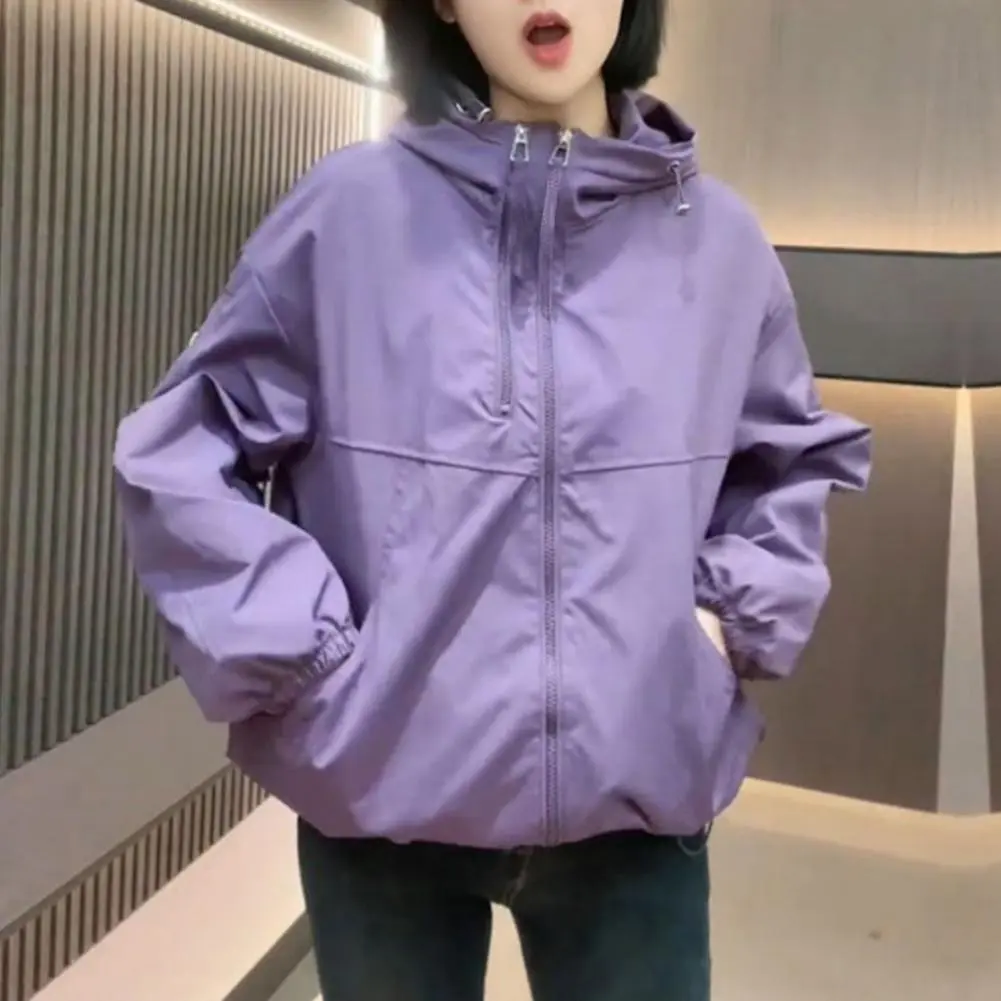 Sun Protection Jacket Women Ultra Light Thin Hooded Sun Coat Quick Dry Anti UV Windbreaker Sun Protection Clothing Lady Outerwea