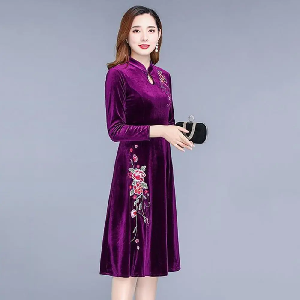 Velvet Dress Chinese-style Embroidery Dress Elegant Floral Embroidered A-line Dress Warm Stylish for Prom or Evening Parties