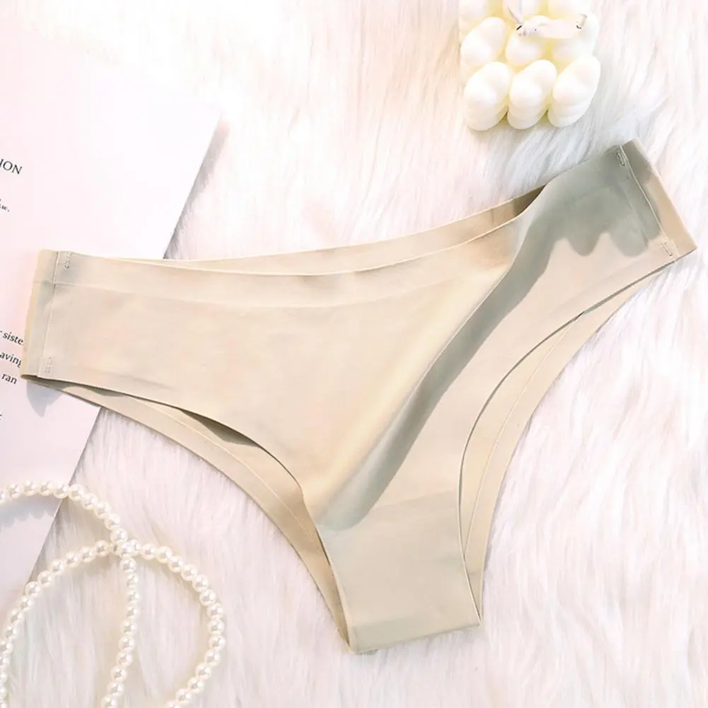 2025 Women Panties Seamless Mid Waist Ice Silk Seamless Briefs Slim Fit Thin Quick Dry Casual Sport Underpants Lady Briefs