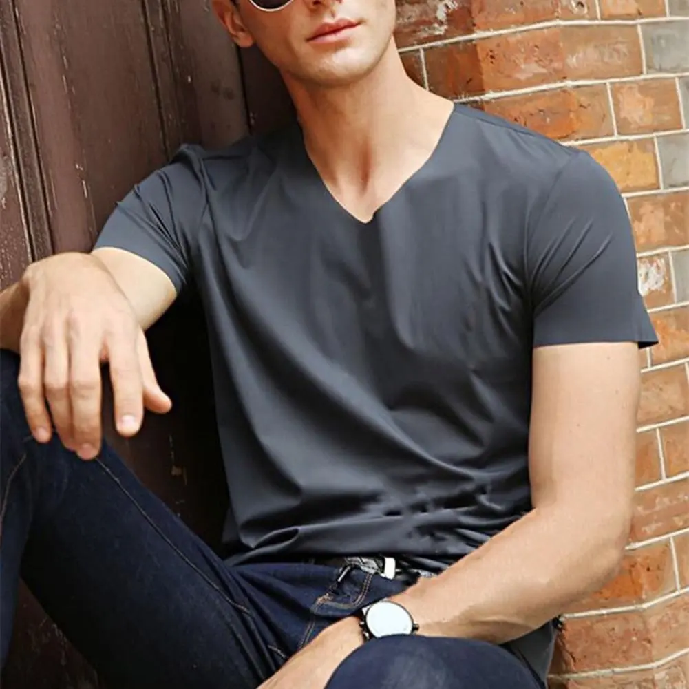 2025 Male Ice Silk Seamless Tee Shirt V-Neck Short Sleeve Solid Color Thin Men T-shirt Summer Ice Silk Trackless T-shirt