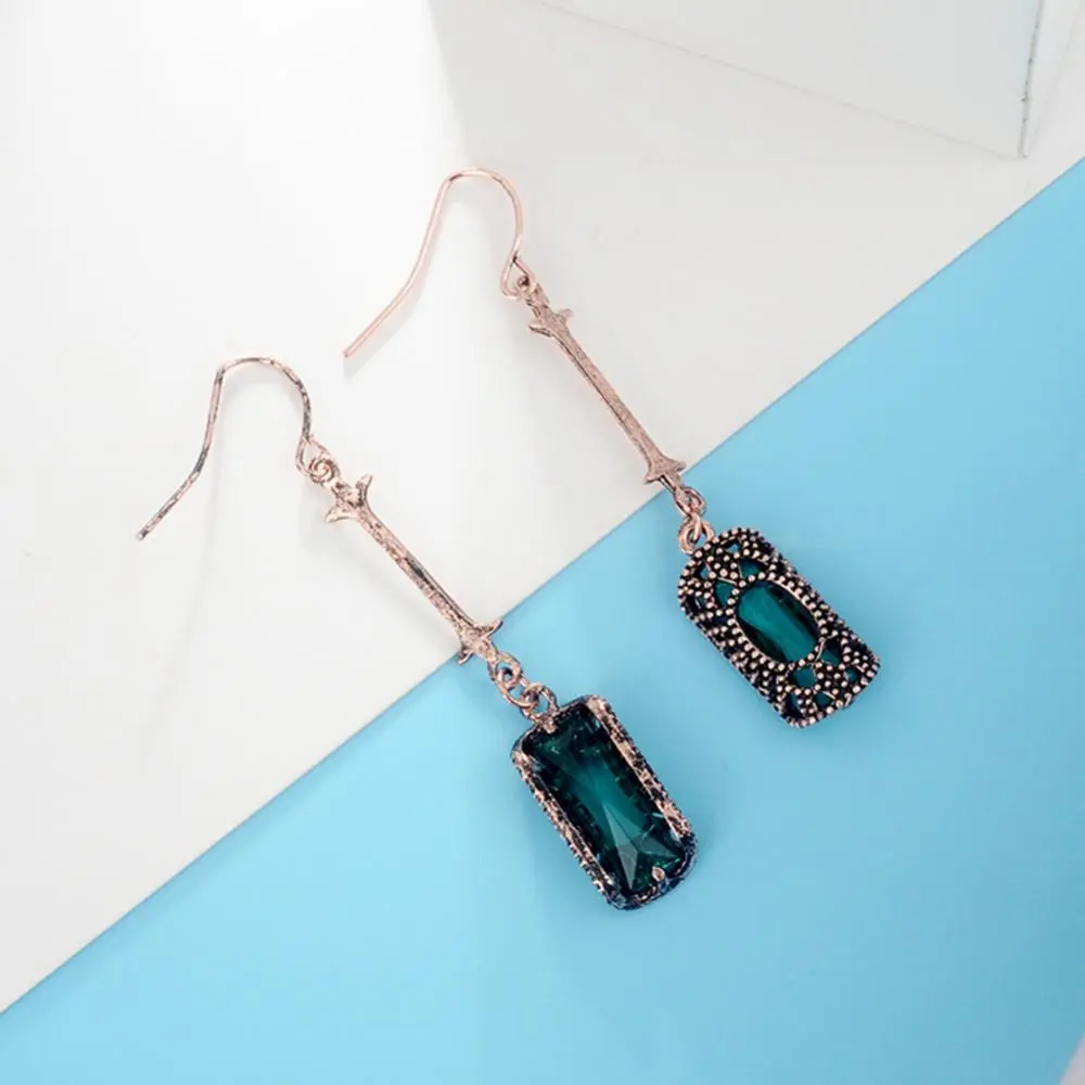 2025 Retro Women Earrings Cubic Zirconia Inlaid Hollow Rectangle Long Bar Dangle Hook Earrings Vintage Crystal Earrings