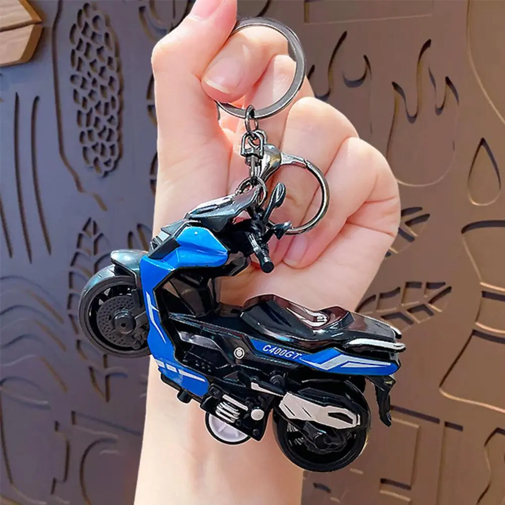 Cartoon Keychain Motorbike Keyring Motorbike Charm Keychain Pendant with Anti-detachable Hook Zinc Alloy Backpack for Bikers