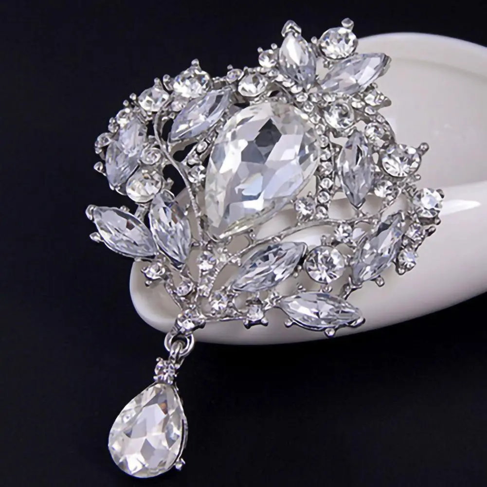 Rhinestone Brooch Elegant Water Drop Alloy Brooches Lapel Pin Lady Shiny Rhinestone Brooches Corsage Coat Wedding Jewelry