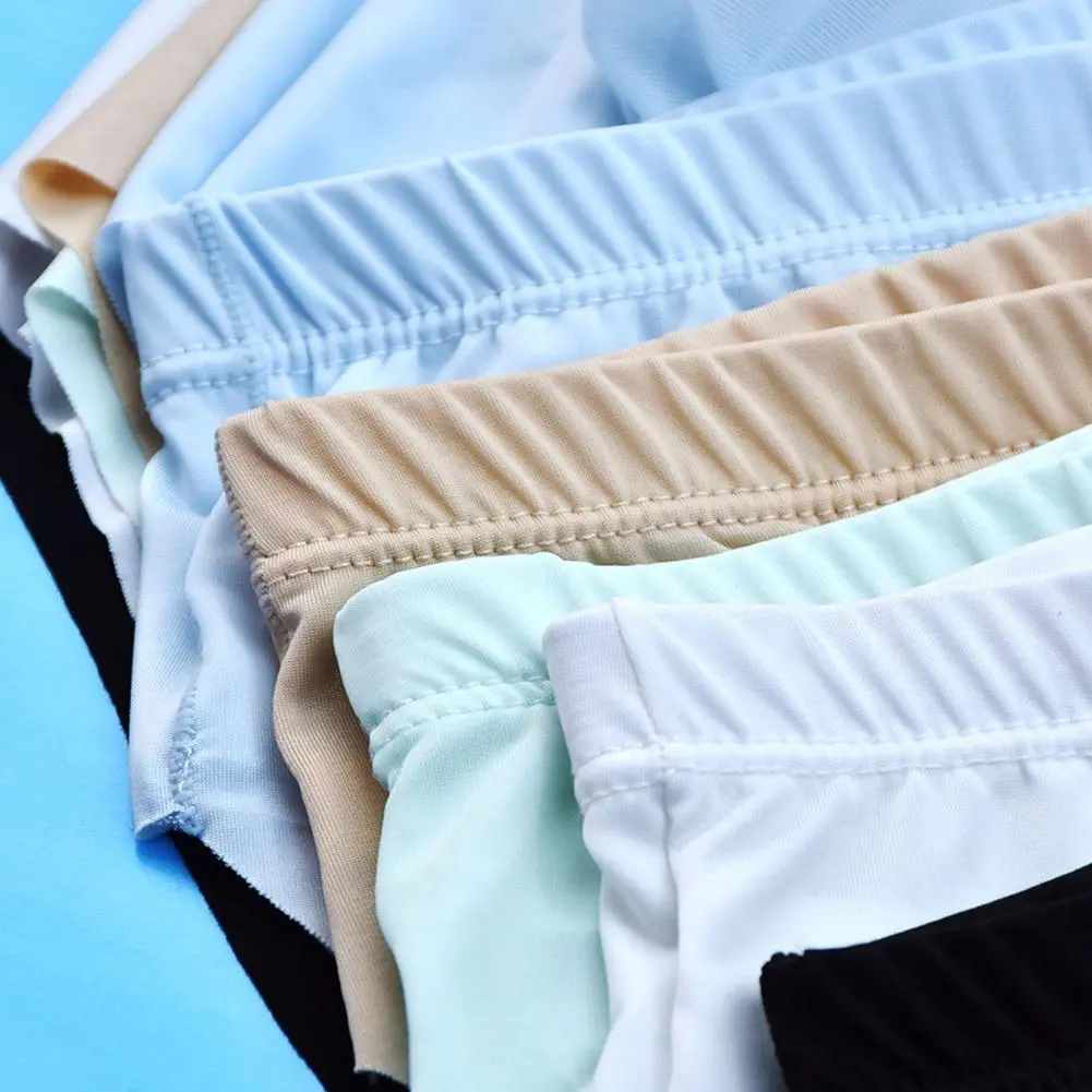 2025 Men Seamless Ice Silk Briefs Low-rise 3D U-convex Ultra-Thin Panties Solid Color Quick Drying Underwear Ultra-thin Briefs