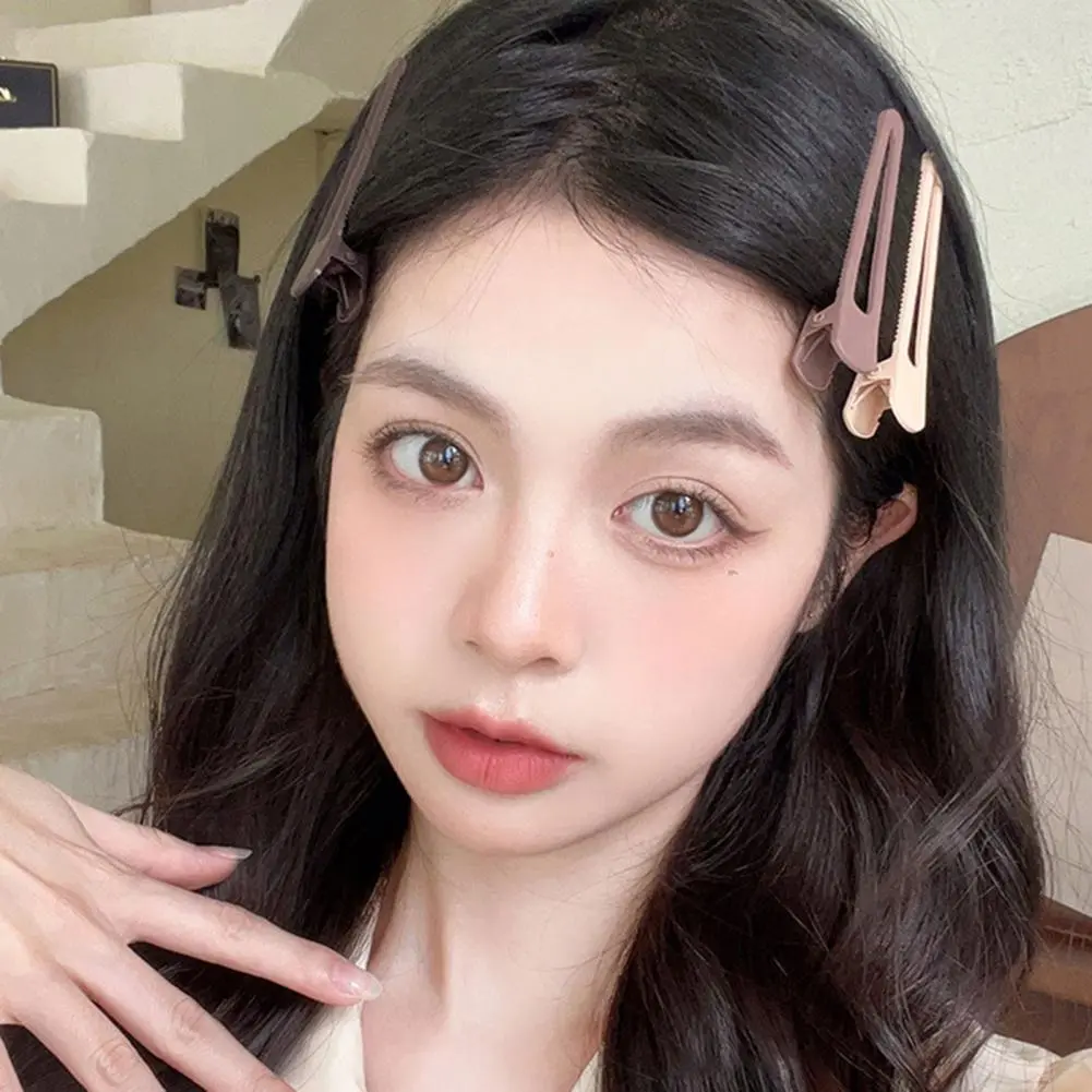 Girls Hairpins Girls Side Clips Stylish Hair Accessories Reusable Anti-slip Bangs Clips for Women Long Waved Straight for Trendy