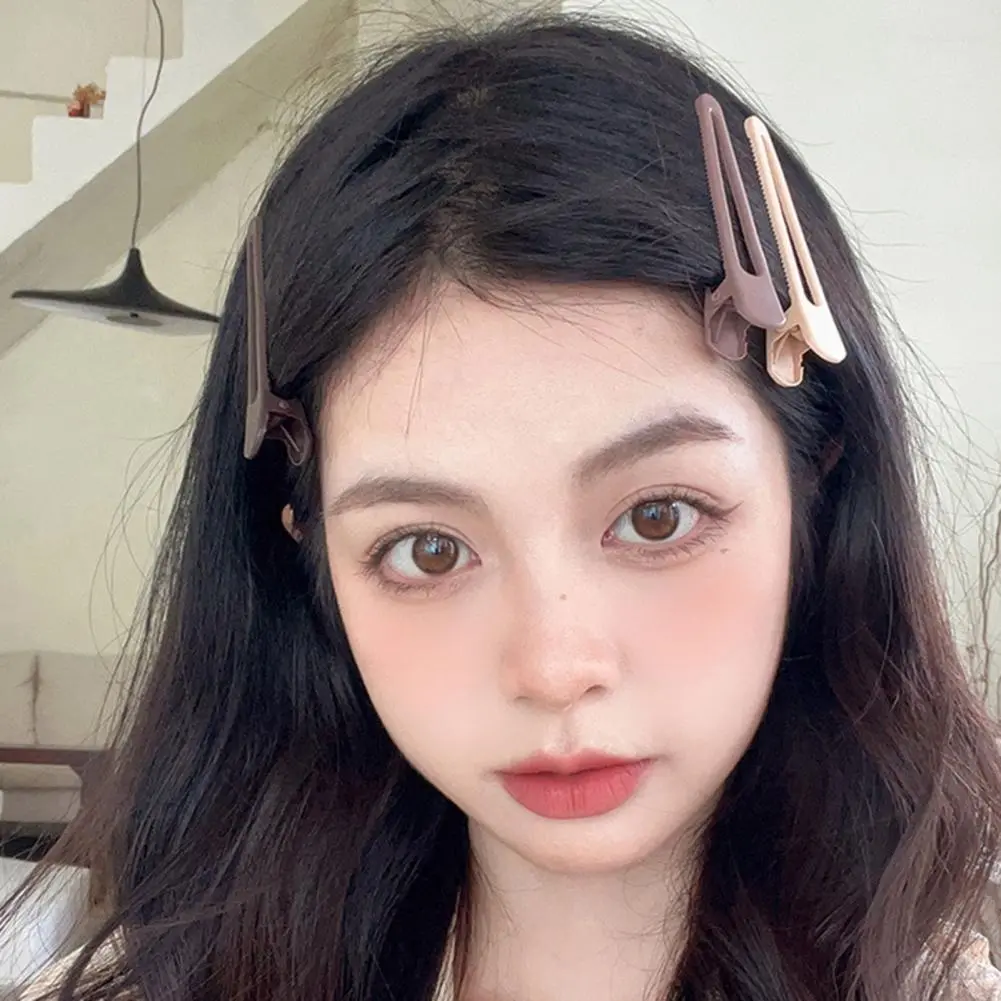 Girls Hairpins Girls Side Clips Stylish Hair Accessories Reusable Anti-slip Bangs Clips for Women Long Waved Straight for Trendy