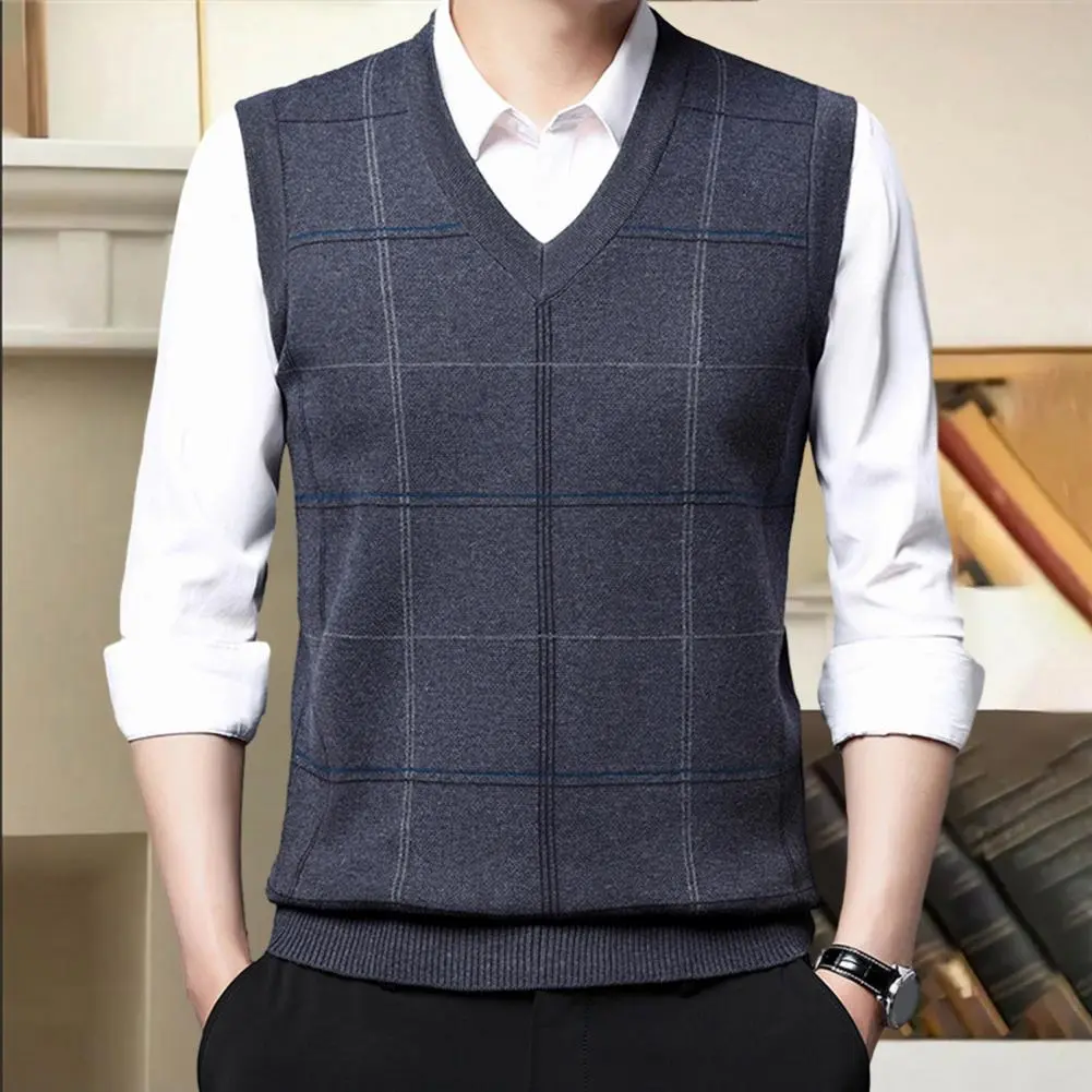 Men Sleeveless Sweater Vest Cozy Knitted Vest Stylish Mid-aged Men's Sweater Vests Knitted Plaid Print Soft Warm for Fall Spring