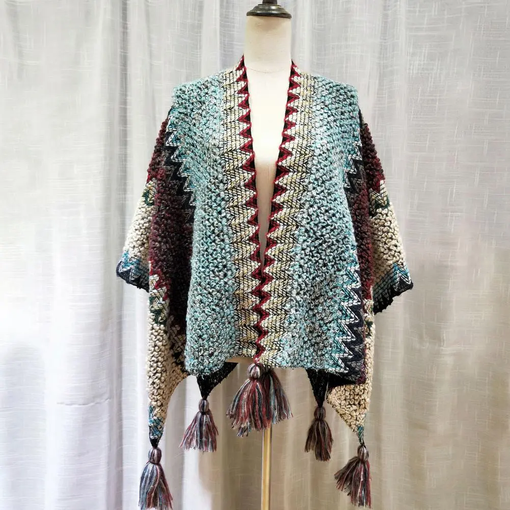 Women Tassel Cape Coat Fringe Poncho Bohemian Shawl Scarf Ethnic Style Knitting Batwing Sleeves Winter Cloak Retro Women Poncho