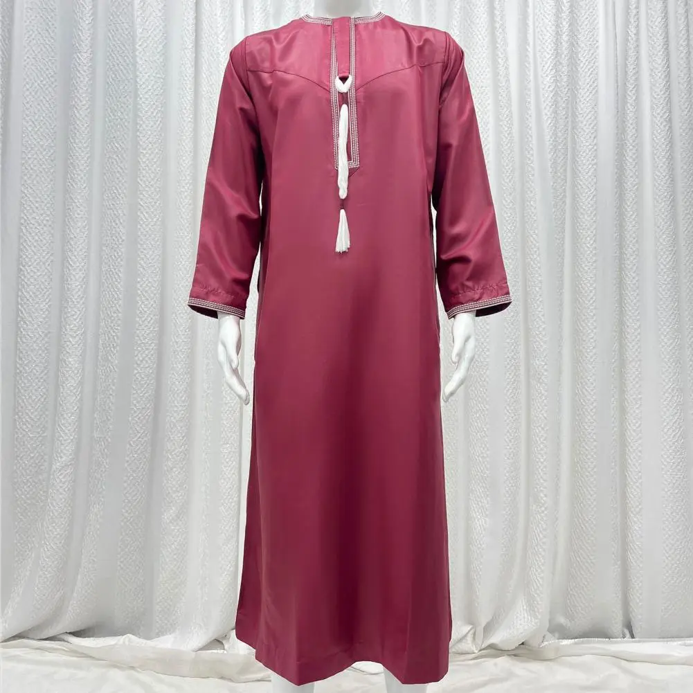 Men's Abaya Long Sleeves Kaftan Robe with Embroidered Neckline Cuffs Tassel Saudi Arabian Islamic Thobe Caftan for Islamic Robe