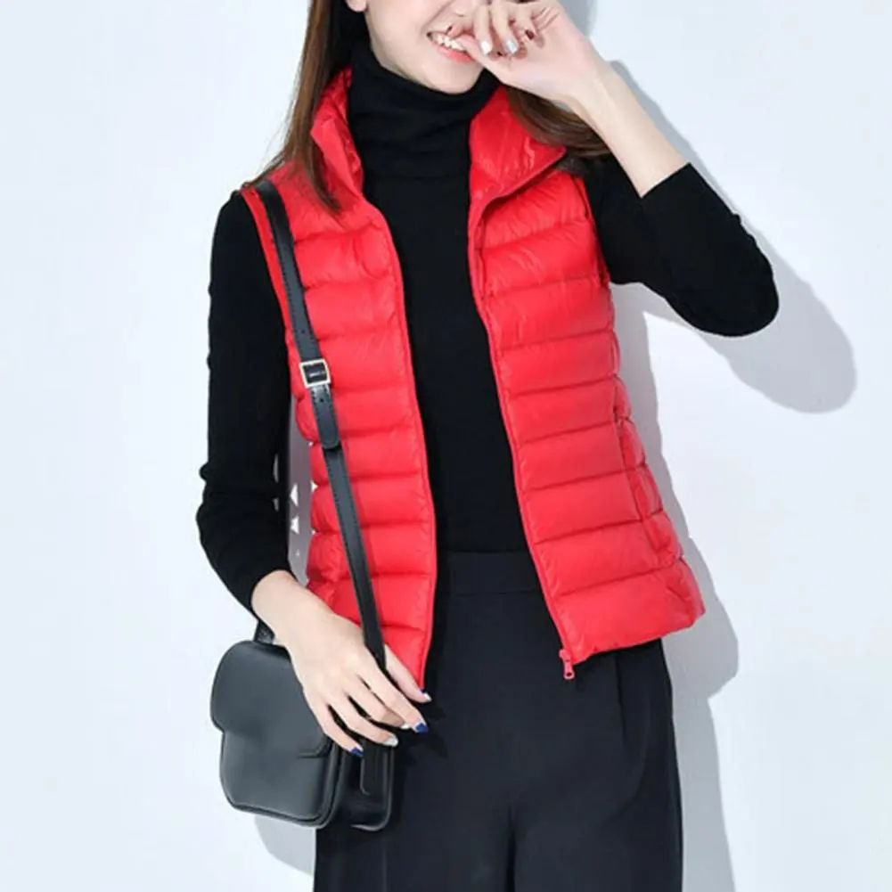 Women Down Vest Fluffy 2024 Women Ultra Light Down Vests Slim Sleeveless Jacket Girl Winter Cotton Vest Windproof Down Waistcoat