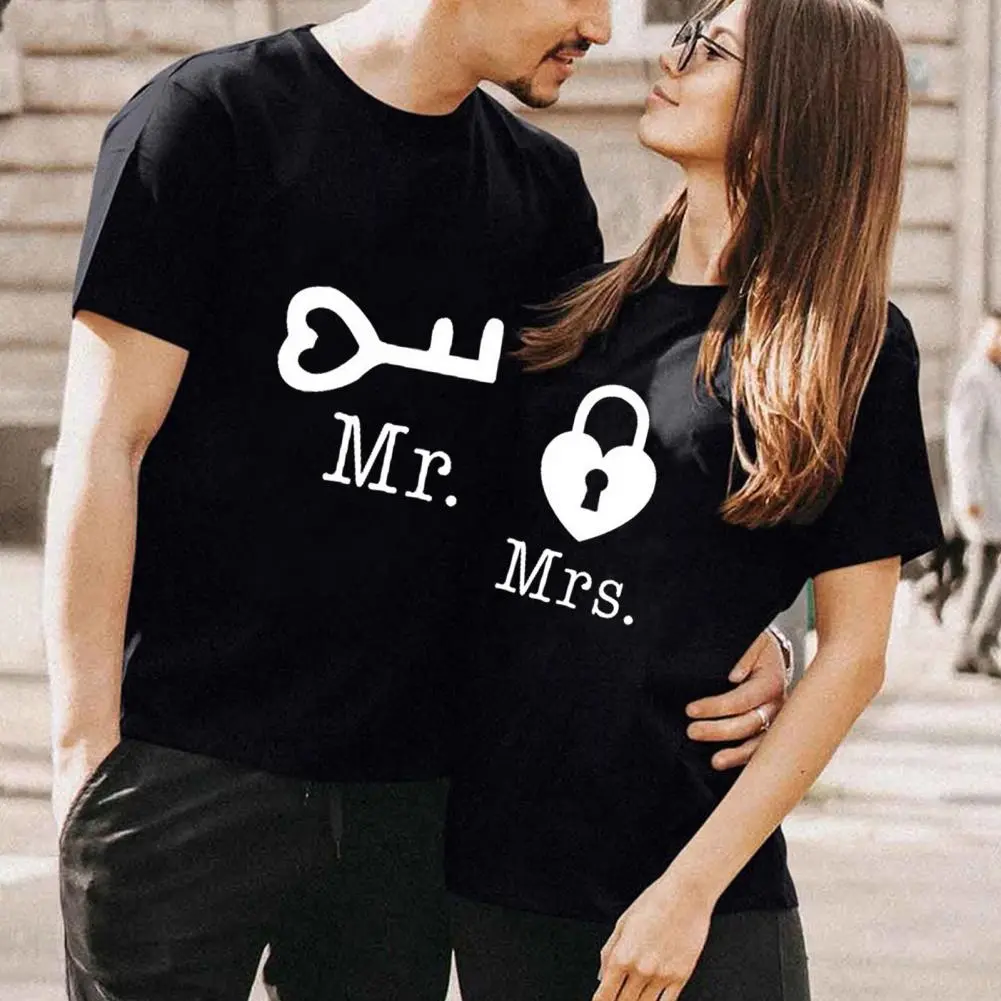 2025 Couple T-shirt Pullover Short Sleeves Crew Neck Loose His-and-hers Clothing Dress Up Heart Key And Lock Women Men T-shirt