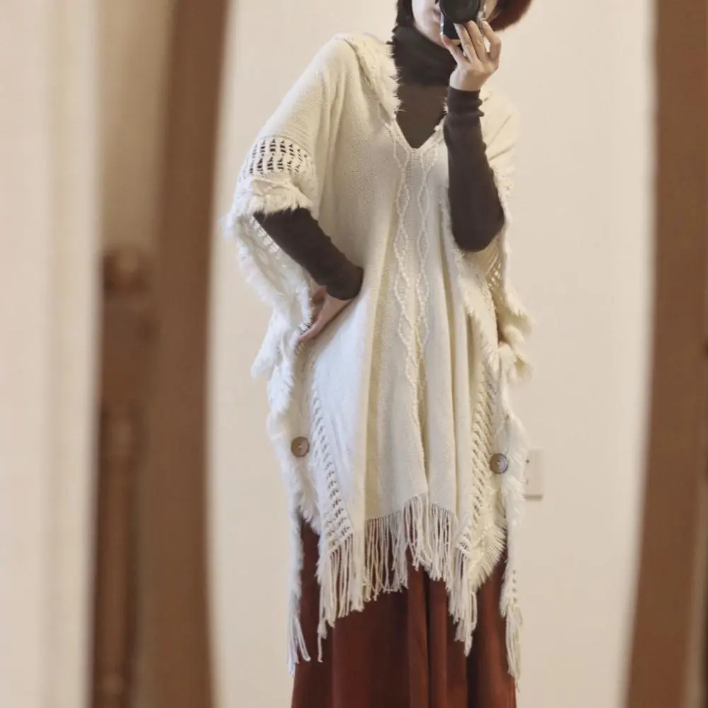 Tassels Hooded Cape Shawl Ethnic Style Buttons Retro Bat Sleeve Shawl Autumn Winter Knitting Cape Wrap Shawl Women Ponchos