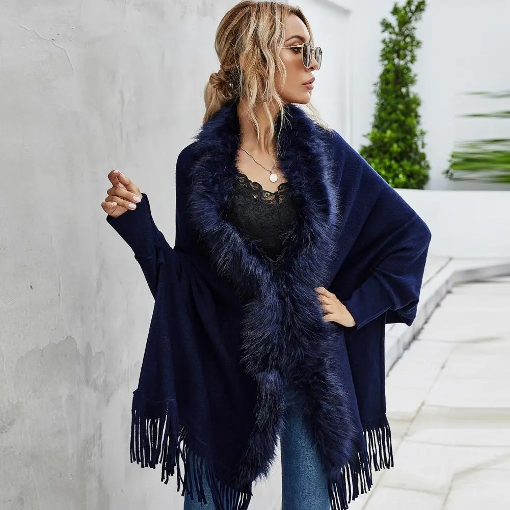 2025 Artificial Fur Collar Tassel Hem Shawl Cardigan Women Shawl British Style Cardigan Batwing Open Stitch Knitting Poncho