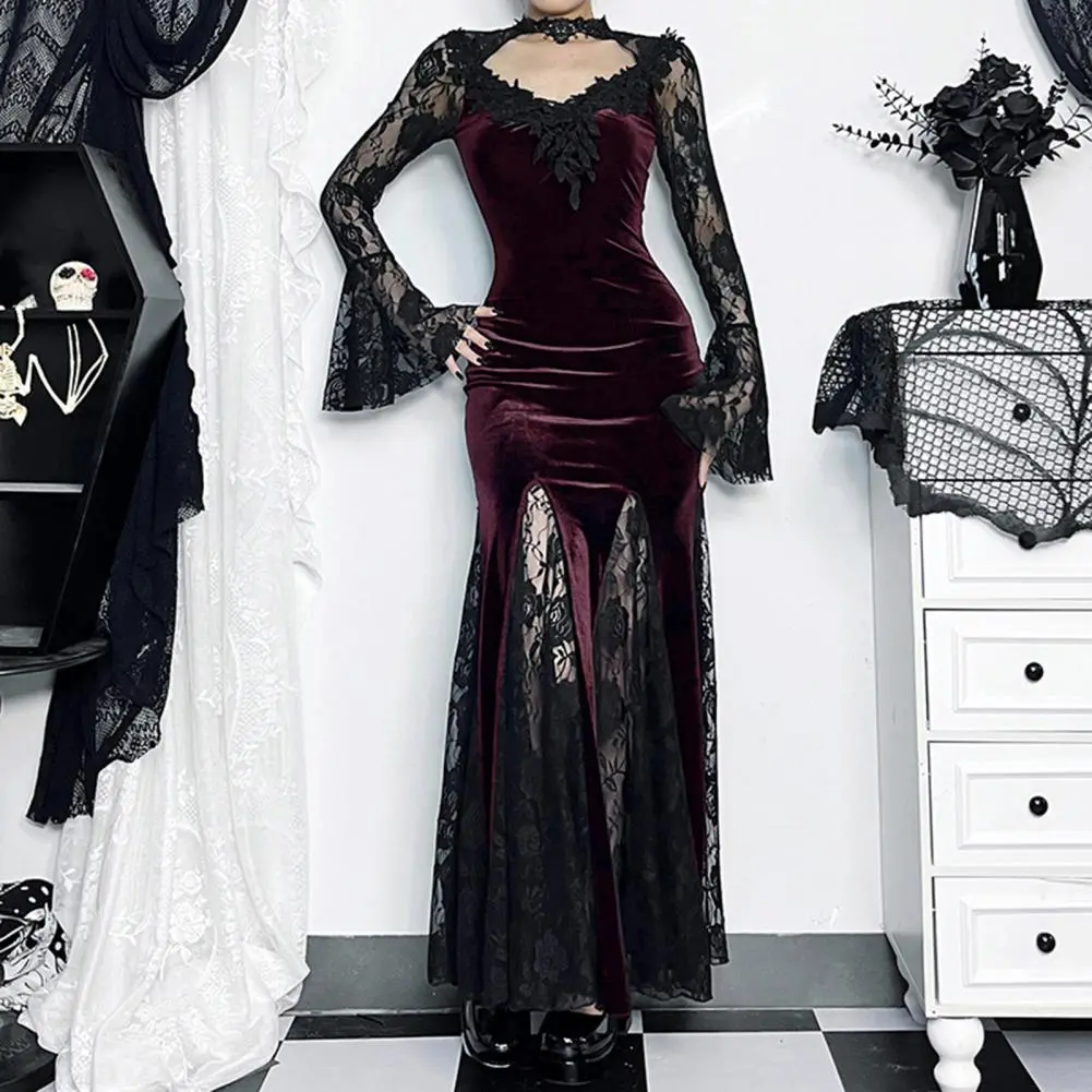Women Vintage Medieval Gothic Maxi Dress Lace Flower Embroidery Fish Tail Dress Retro Black Style Bell Sleeve Pleats Maxi Dress