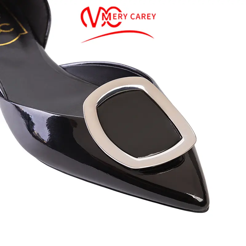flats luxury women's shoes 2024 trend New Star Styles Comfortable Pointed Toe Woman shoes Metal decoration ladies Boat shoes