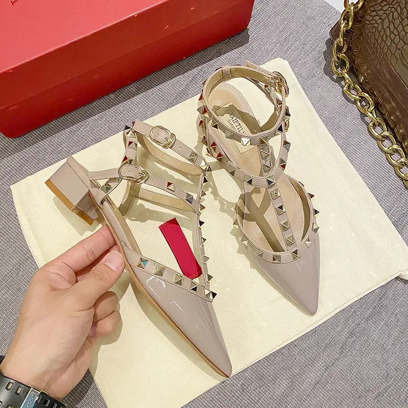 Women's heeled sandals Summer luxury Brand Ankle Strap Silver Rivets Thick Heel Gladiator Sandals Fashion Ladies Shoes Women