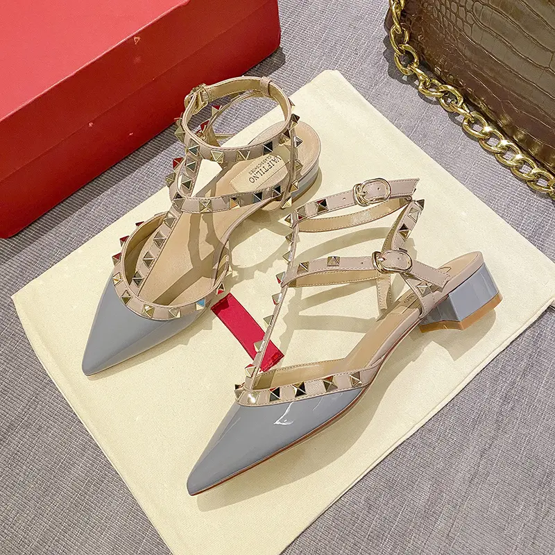 Women's heeled sandals Summer luxury Brand Ankle Strap Silver Rivets Thick Heel Gladiator Sandals Fashion Ladies Shoes Women