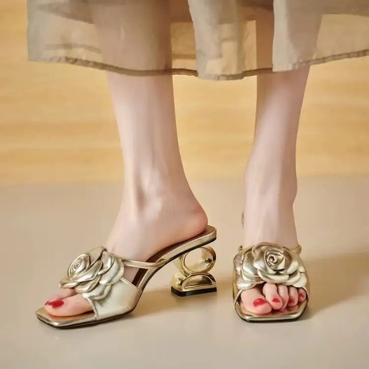 New Flower Sandals Camellia Thick Heel Sandals Women's Summer Fashion Shirt Empty High Heel Fish-toe Shoes Half Slippers