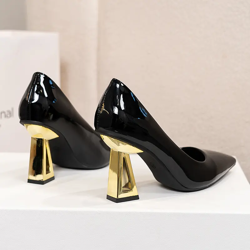 Summer New Style Sandals Women's Round Head Suede Line with Waterproof Platform Anti-slip Wear-resistant High Heels