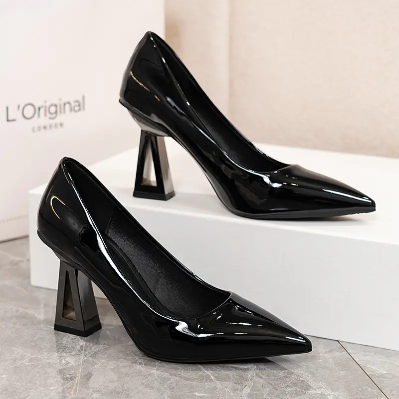 Summer New Style Sandals Women's Round Head Suede Line with Waterproof Platform Anti-slip Wear-resistant High Heels
