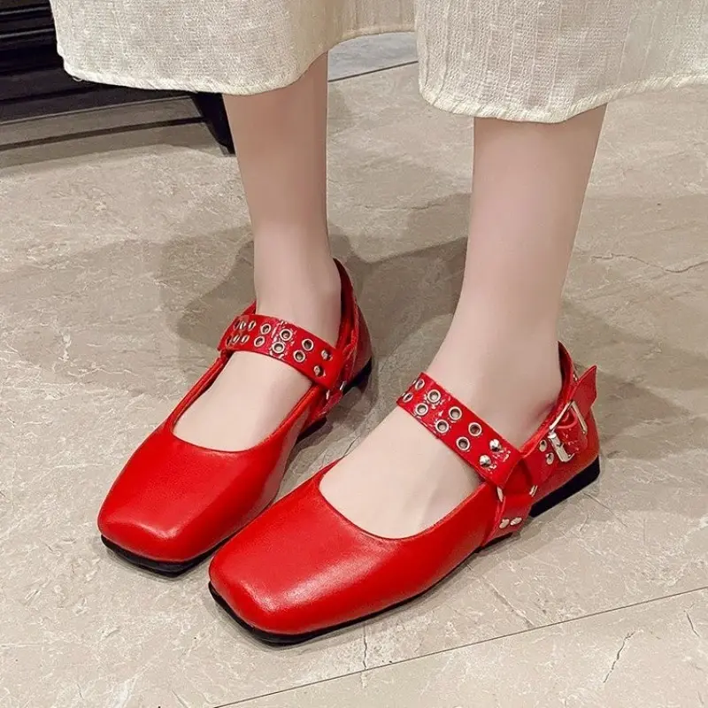 Single Shoe Spring New Square Head Shallow Mouth Leather Rivets Metal Buckle Soft Sole Anti-slip Wear-resistant Flat Shoes