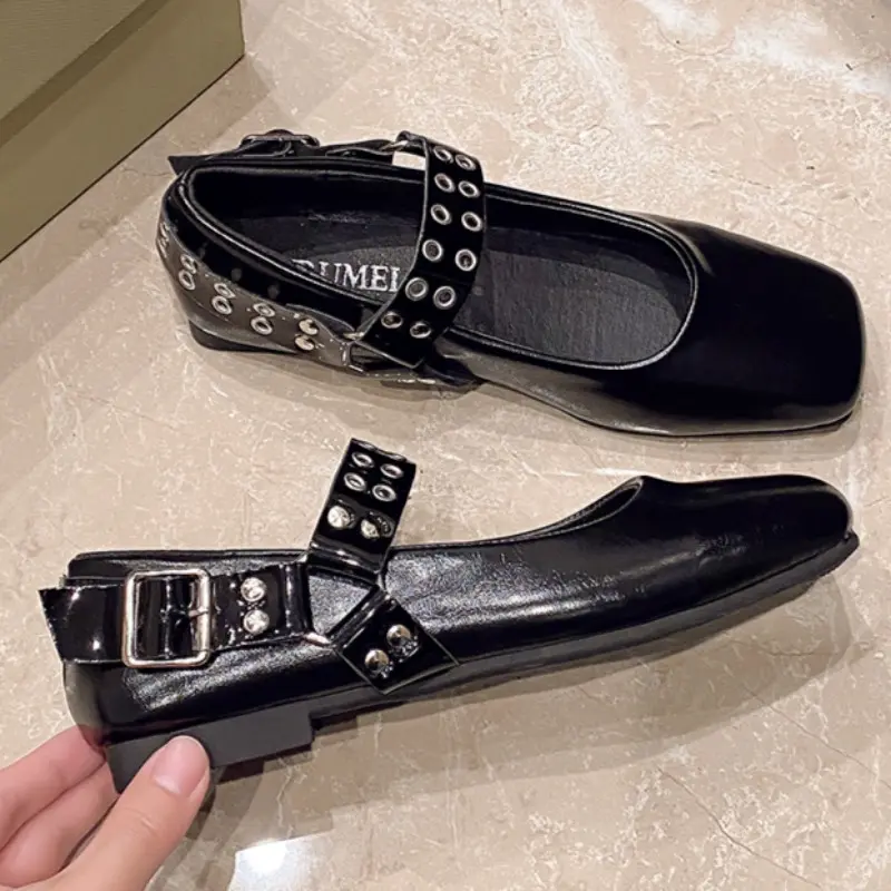 Single Shoe Spring New Square Head Shallow Mouth Leather Rivets Metal Buckle Soft Sole Anti-slip Wear-resistant Flat Shoes