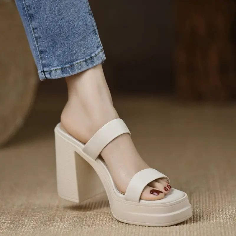 Coarse sandals women's summer new square head fashion simple flip-flops waterproof platform high heels