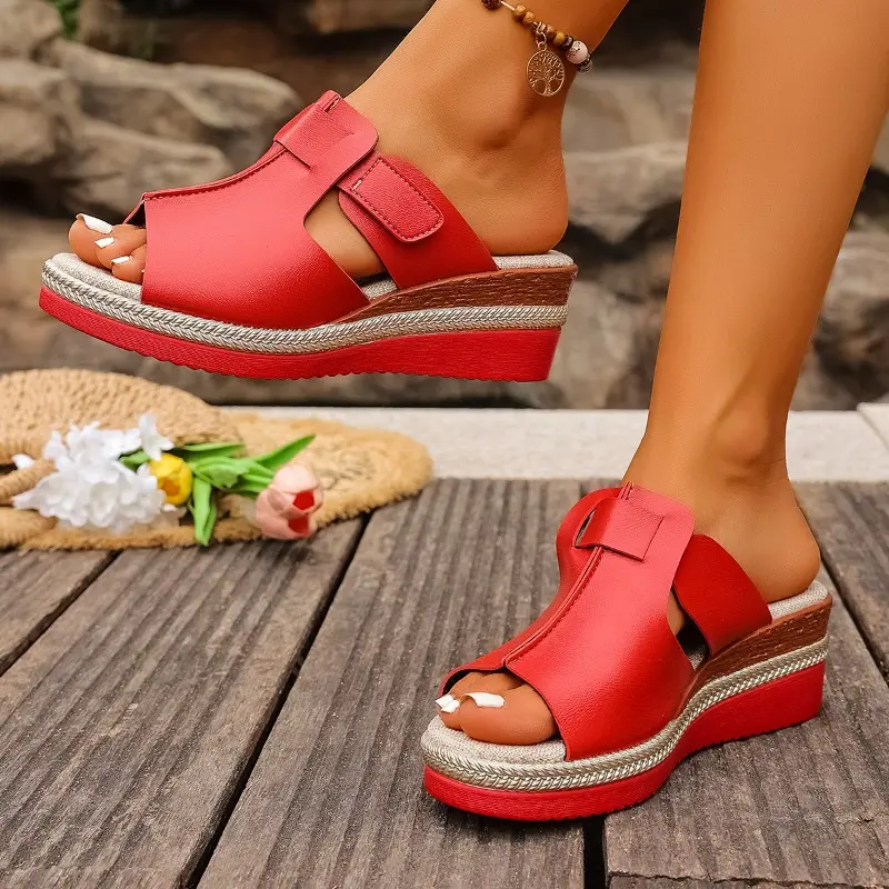 Spliced Wedge Mopping Women's Fashion Round Toe Open Toe Platform Anti-Slip Wear-Resistant Kitten Heel Shoes