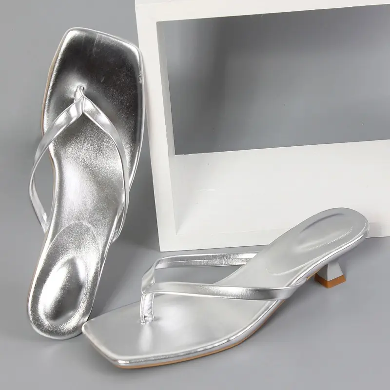 Summer New Soft Leather Square Toe Cat with Flip-flops Women Fashion Thin Belt Thin Heel Soft Sole Flip-flops