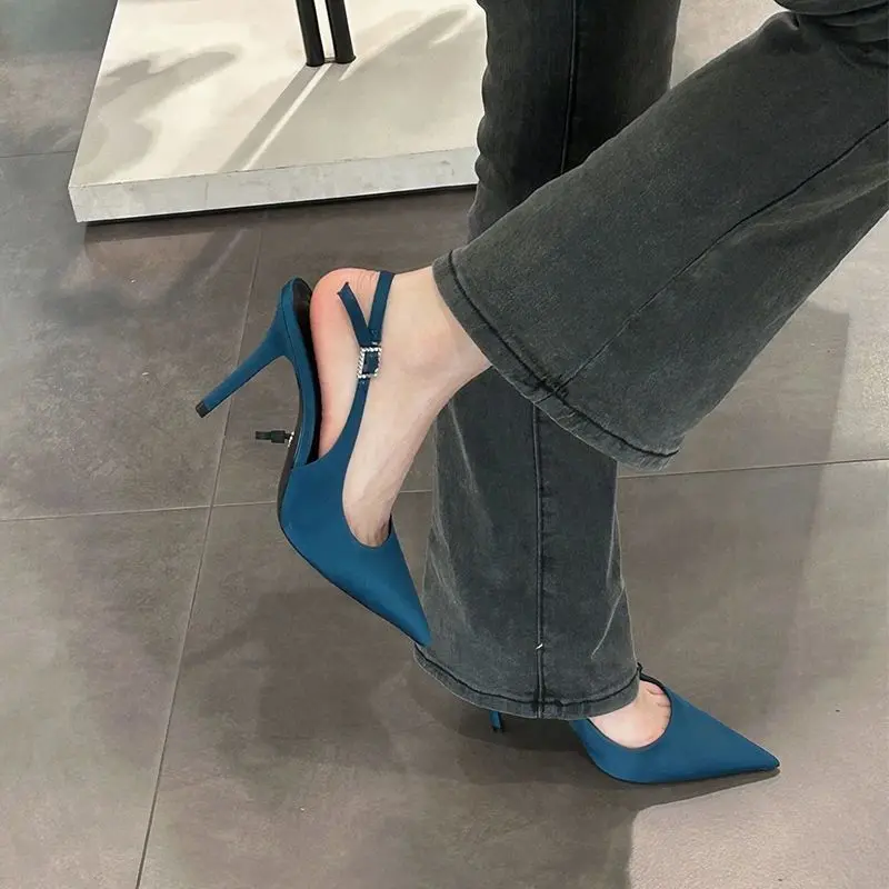 Baotou Sandals Autumn New Pointed Toe Shallow Mouth One Word Buckle Non-slip Wear-resistant Stiletto
