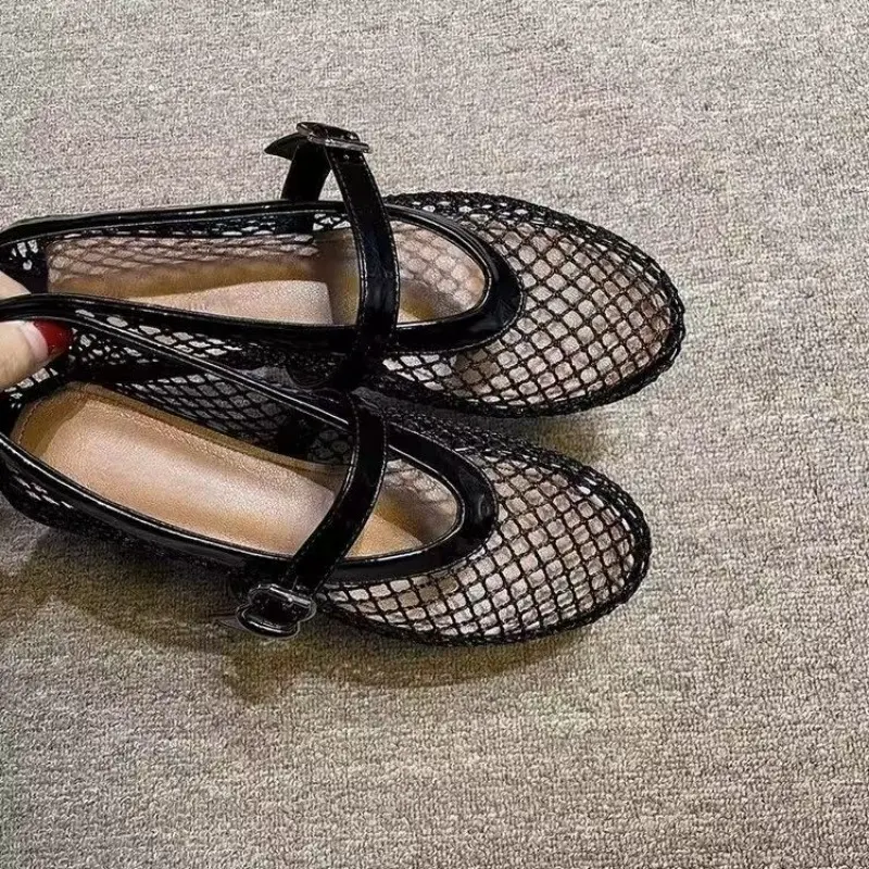 Net flat fashion sandals new summer round head breathable non-slip line button Mary Jane fishnet shoes ladies shoes