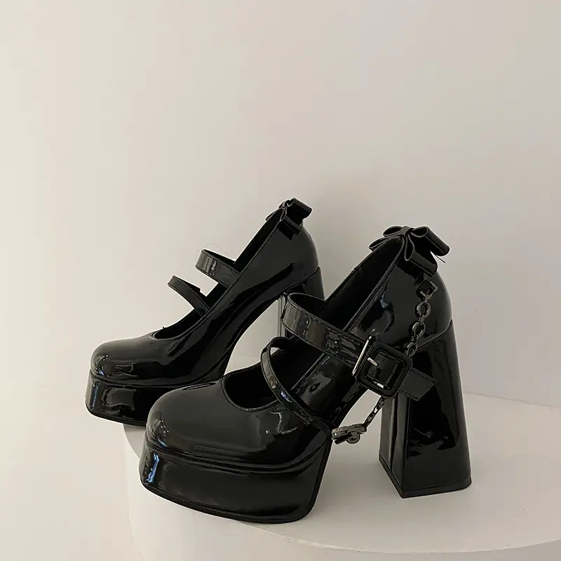 Women's Thick Heel Shoes Winter New Round Head Shallow Mouth Metal Chain Thick Sole Anti-slip Wear-resistant High Heels