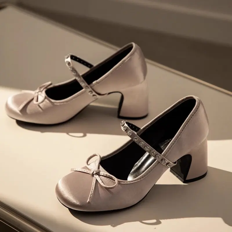Single Shoes Women Fashion Square Head Shallow Mouth Butterfly Knot Crystal Line with Anti-slip Wear-resistant High Heels