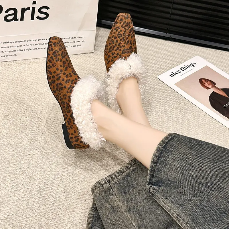 Women's Winter New Flat Shoes Fashion Square Head Deep Mouth Suede Soft Sole Anti-slip Wear-resistant Low-top Shoes