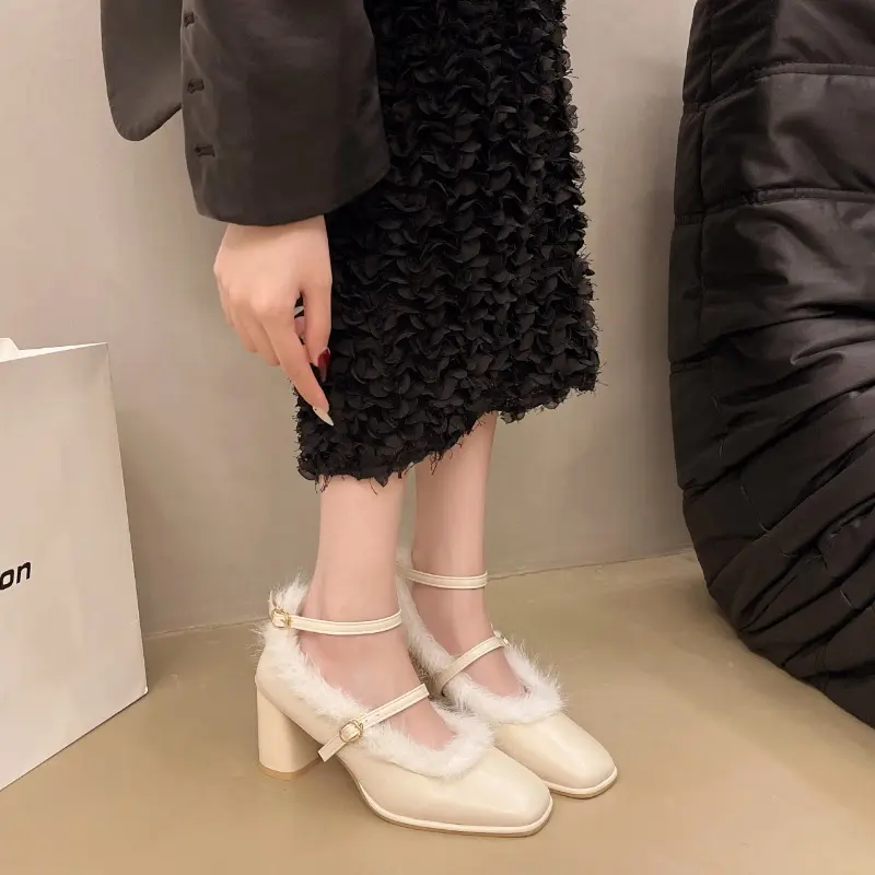 Women's Coarse Heel Single Shoes Winter New Square Head Shallow Mouth Non-slip Wear-resistant Word with Low Top Shoes
